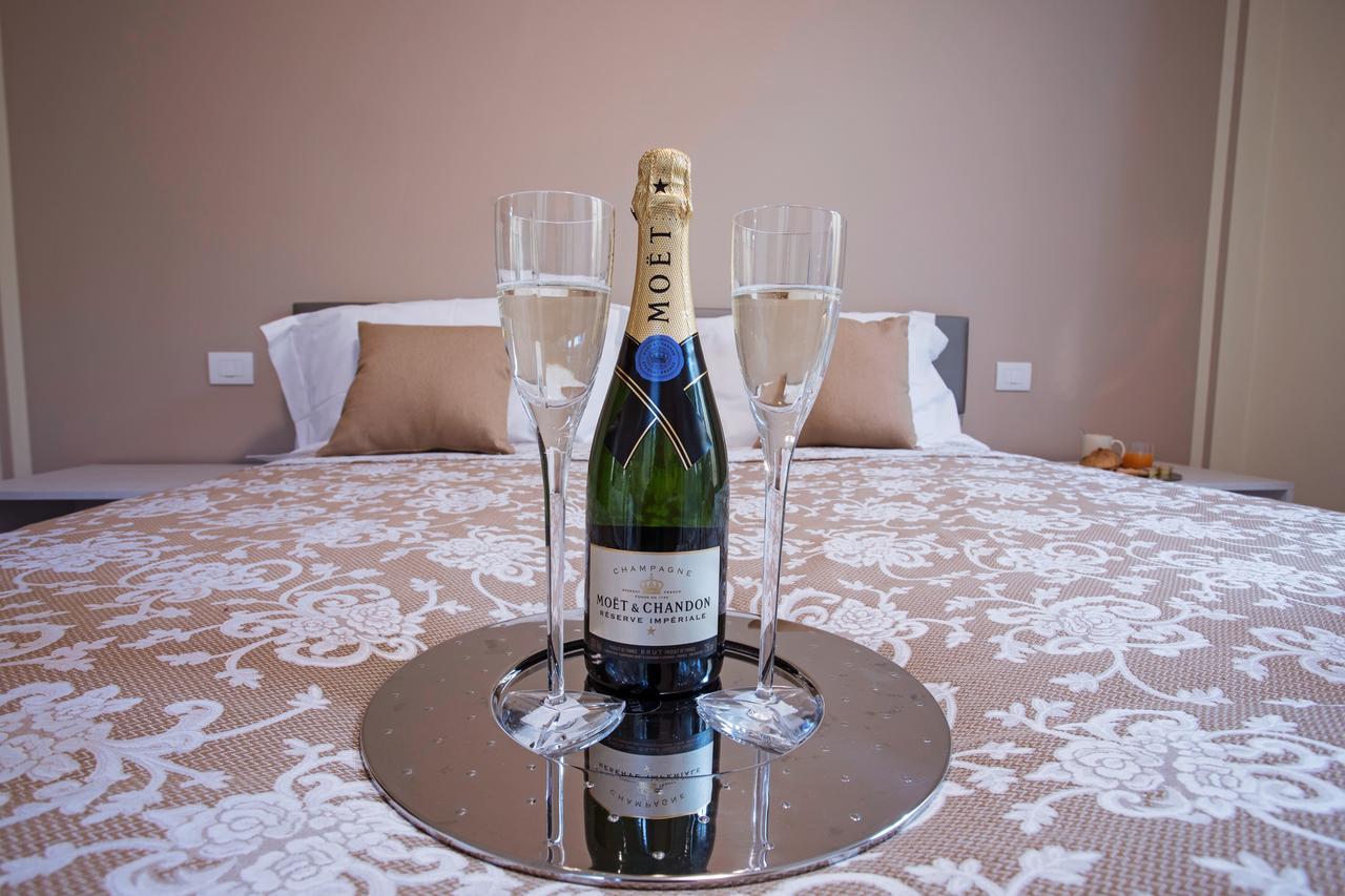 Ossuccio Grande C Home With Pool Sleeps 12 By Italian Apartments Côme Esterno foto