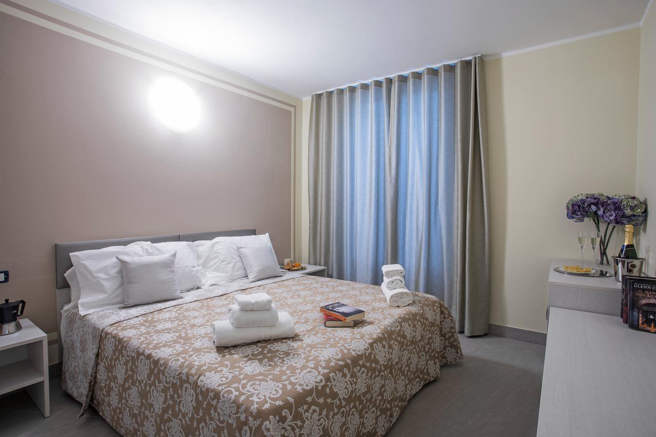 Ossuccio Grande C Home With Pool Sleeps 12 By Italian Apartments Côme Esterno foto