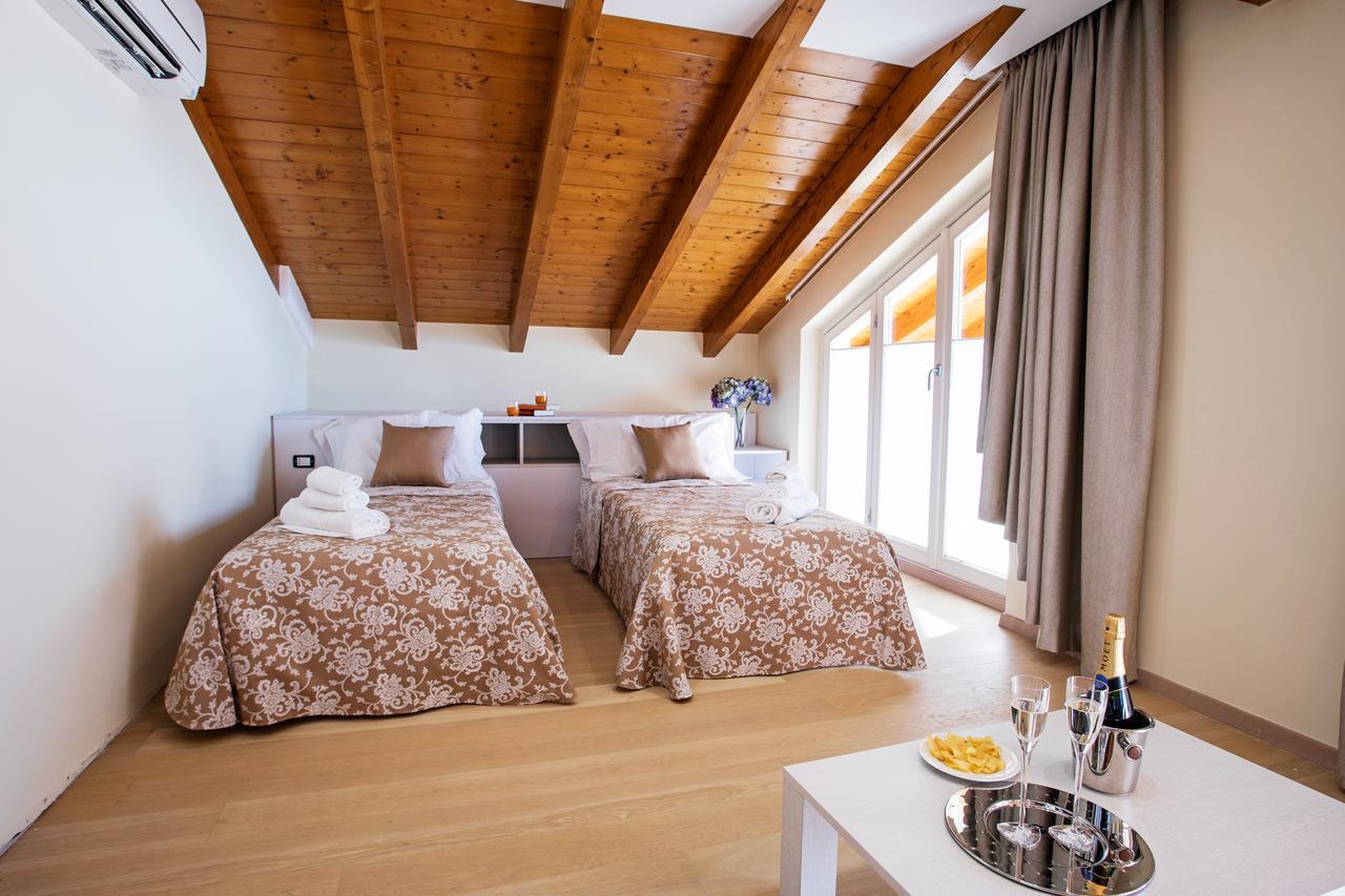 Ossuccio Grande C Home With Pool Sleeps 12 By Italian Apartments Côme Esterno foto